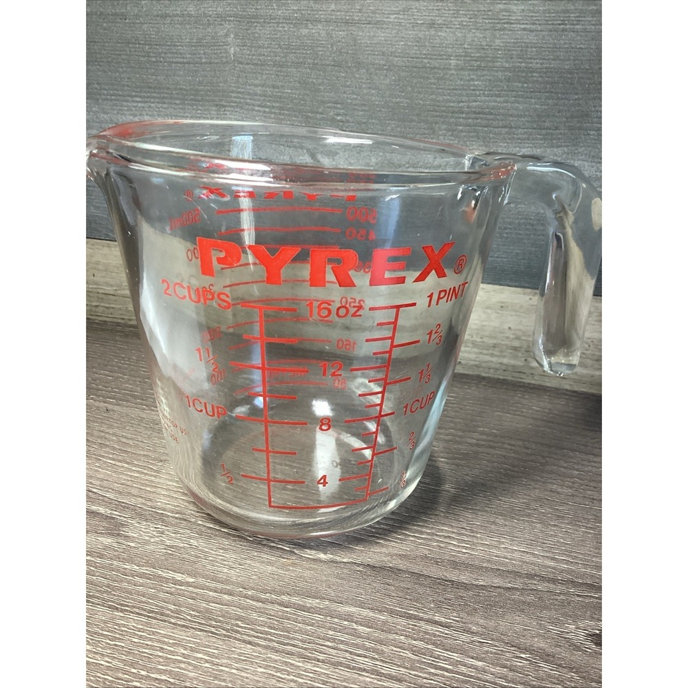 Vintage Pyrex 516 2 Cup Measuring Cup Red Letter Patent Pending Open J Handle